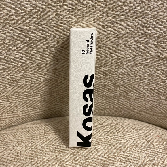 Kosas 10-Second Liquid Eyeshadow in Copper Halo - Picture 3 of 5